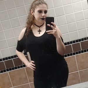 Meet your Posher, Luna